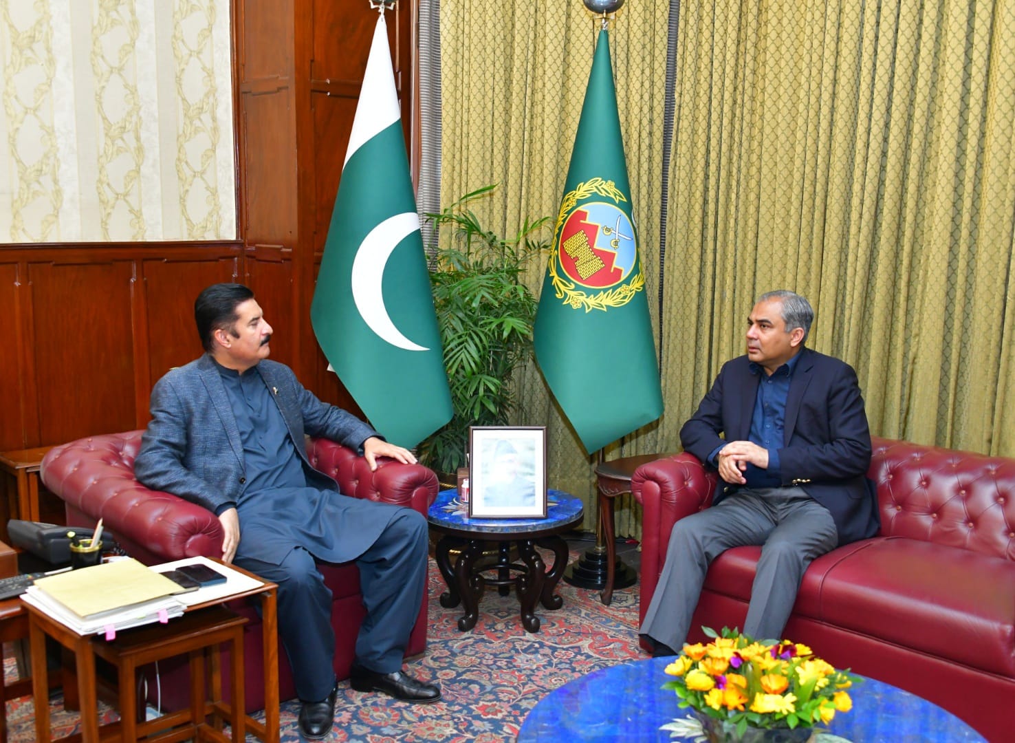 Federal Interior Minister Mohsin Naqvi meets Governor Khyber Pakhtunkhwa Faisal Karim at Governor House Peshawar