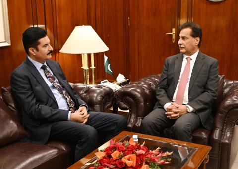 Faisal Karim Kundi meets Speaker National Assembly Sardar Ayaz Sadiq