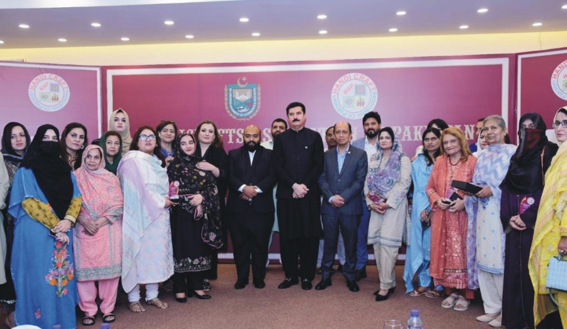  Governor Khyber Pakhtunkhwa Faisal Karim Kundi attends as chief guest Pakistan Handicrafts Association Awards ceremony in Islamabad.