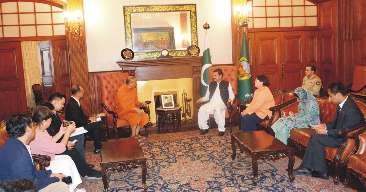 Governor Khyber Pakhtunkhwa Faisal Karim Kundi meets with the Thailand delegation at Governor House