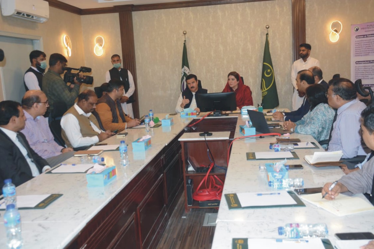 Governor Khyber Pakhtunkhwa Faisal Karim Kundi visits Punjab Social Protection Authority(PSPA),Lahore on Friday.