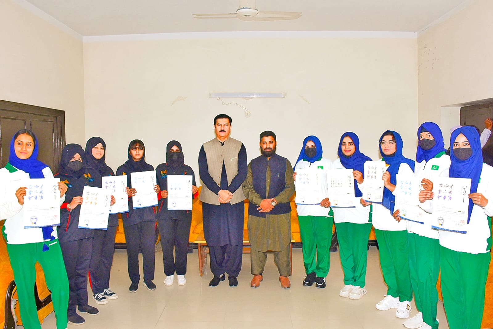 Governor Khyber Pakhtunkhwa Faisal Karim Kundi meets with IS Female Taekwondo players and distributes Black Belt Certificates amongs them in Dera Ismail Khan.