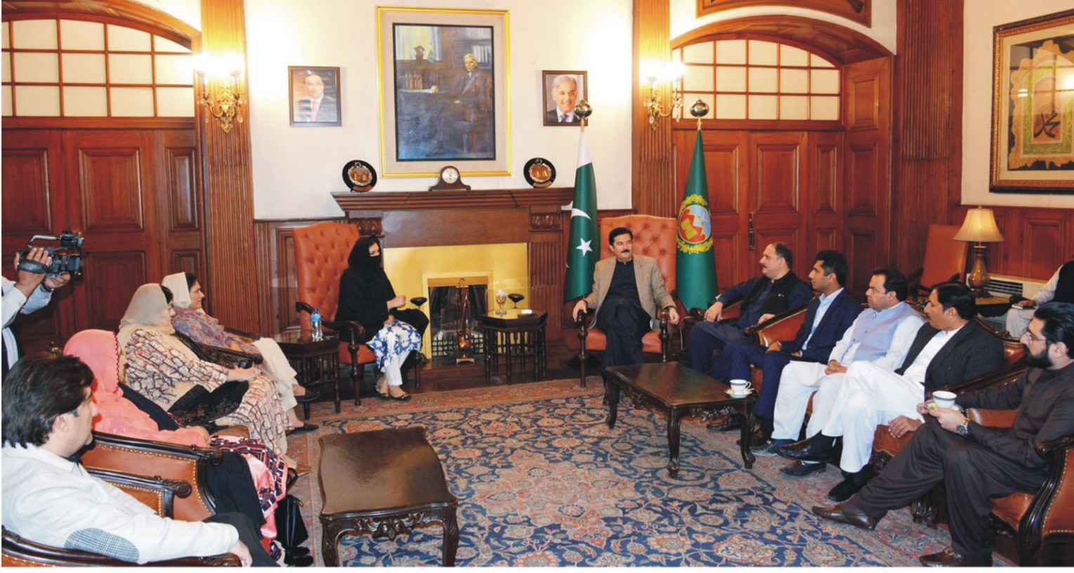 Governor Khyber Pakhtunkhwa Faisal Karim Kundi called on by Young Parliamentarians Forum representative delegation at Governor House on TUESDAY.