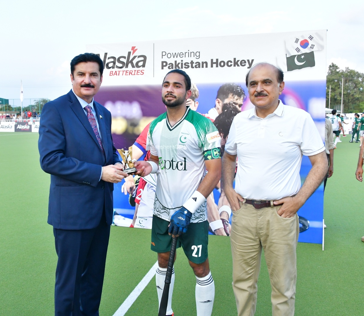 Kundi welcomes revival of international hockey in Pakistan