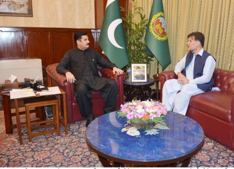 Governor Khyber Pakhtunkhwa Faisal Karim Kundi is called on by Accountant General Khyber Pakhtunkhwa Mr. Naseeruddin Sarwar at Governor House on Thursday.