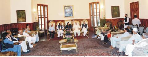 A representative delegation of Abaseen Arts Council called on Governor Khyber Pakhtunkhwa Faisal Karim Kundi at Governor House on Wednesday