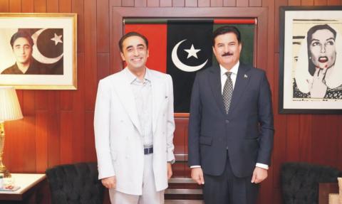 Governor Khyber Pakhtunkhwa Faisal Karim Kundi meets Chairman Pakistan Peoples Party Bilawal Bhutto Zardari at Bilawal House, Karachi on TUESDAY.